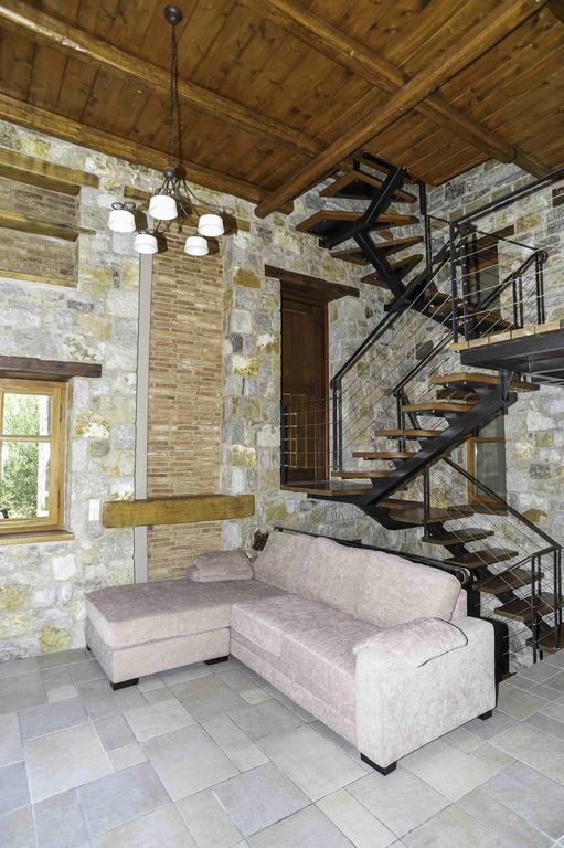 Diotima Homes 卡拉马塔 客房 照片